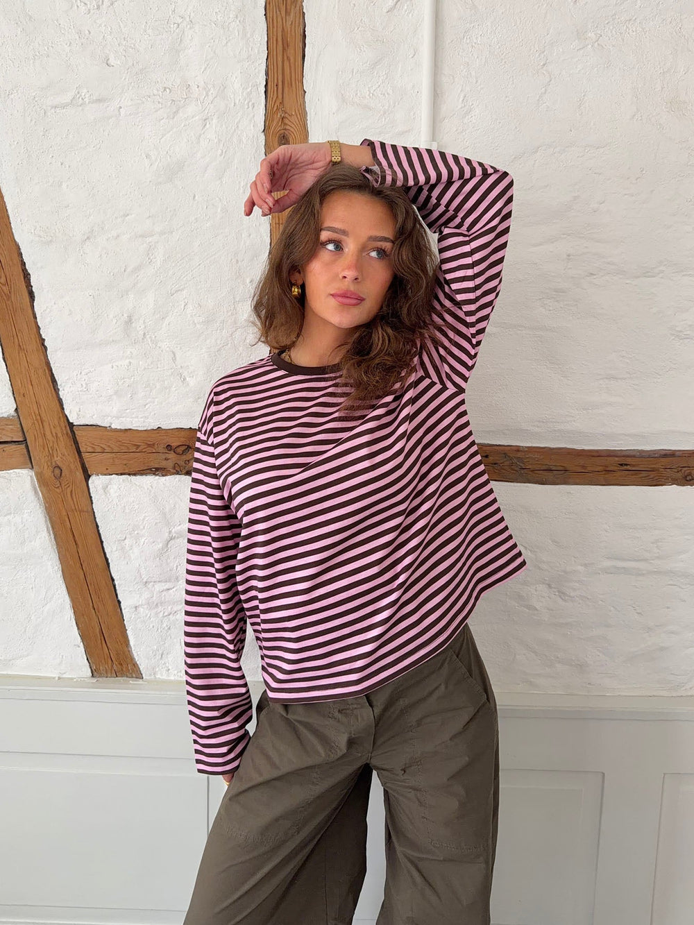 "Main character energy" blouse with stripes - Pink/brown/yellow