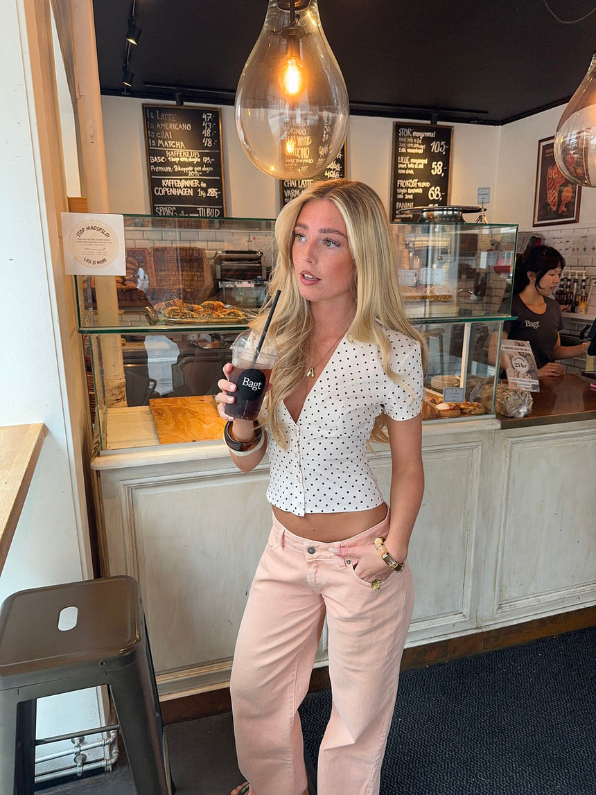 Kartia fitted shirt with polka dots – Off-white/Black