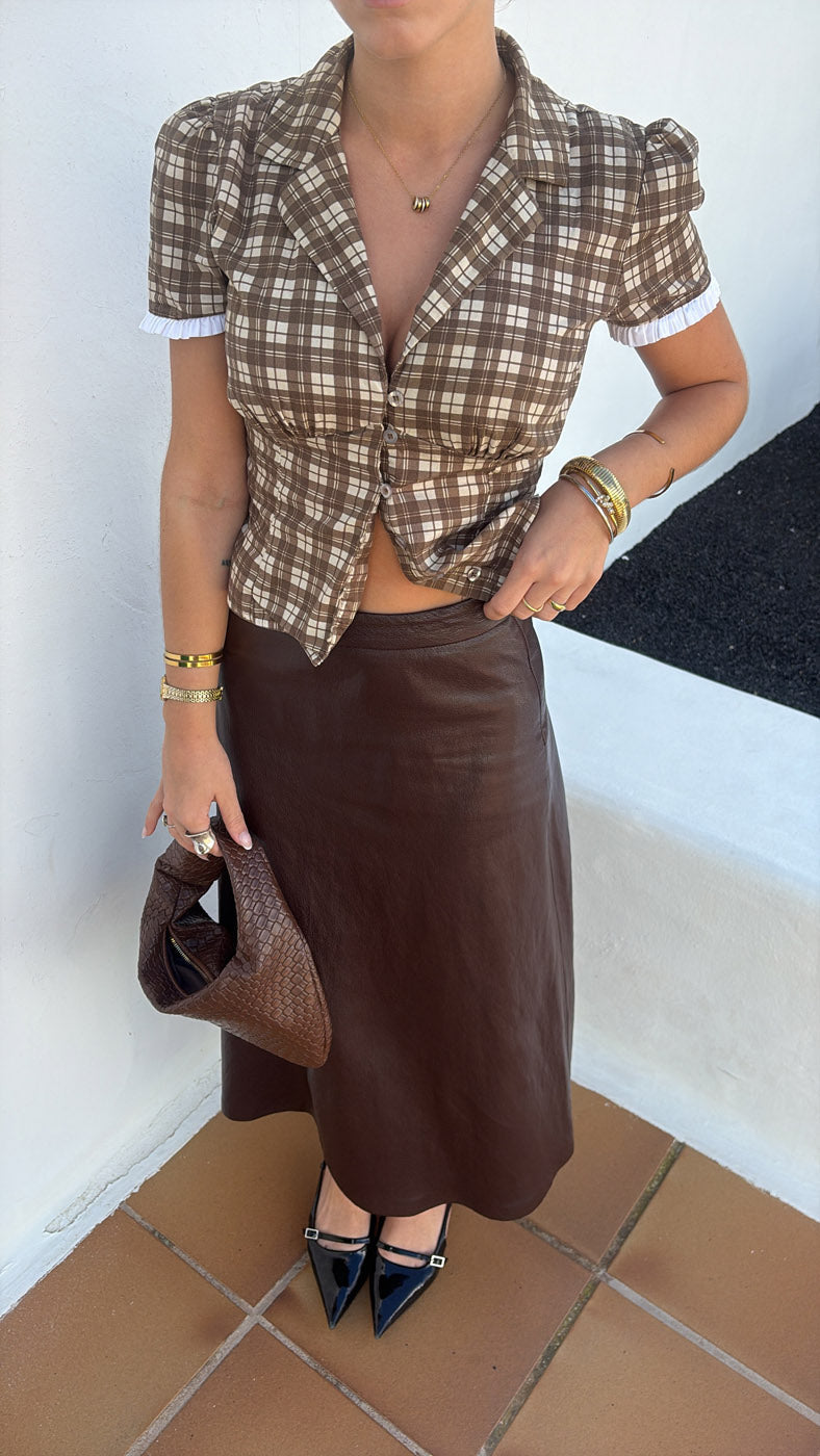 Kassandra fitted shirt with checkers – Brown/white