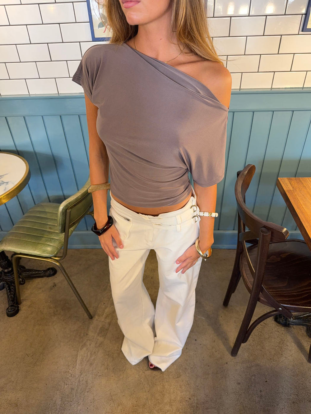 Florine fitted t-shirt – Taupe