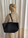 Chili shoulder bag in woven - Black