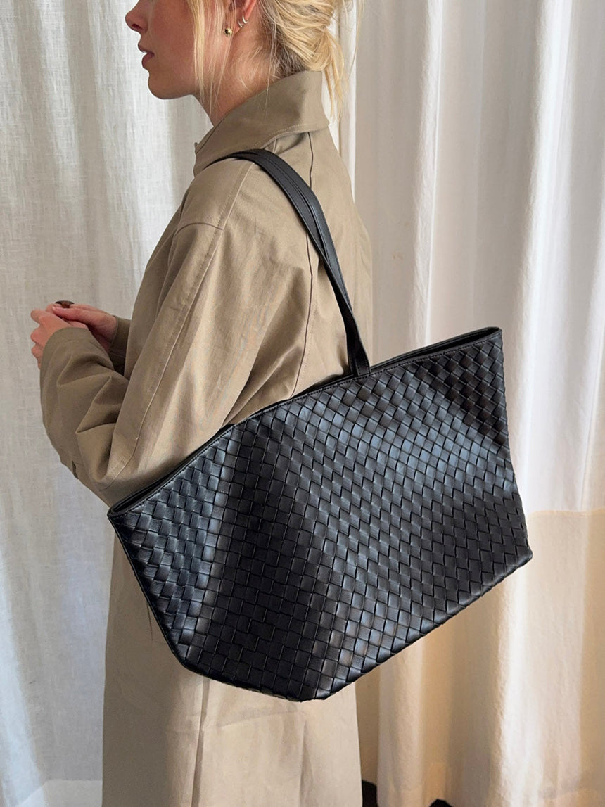 Chili shoulder bag in woven - Black