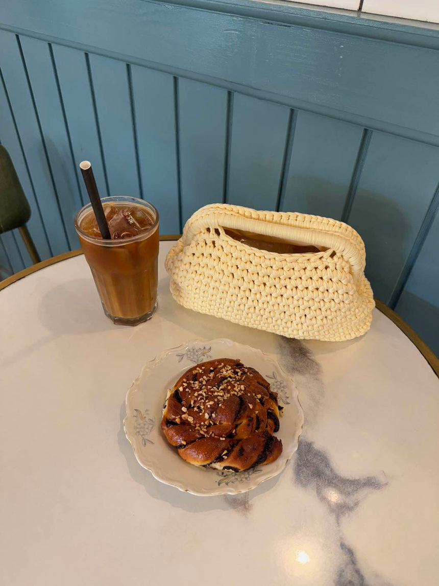 Calia crocheted clutch - Light yellow