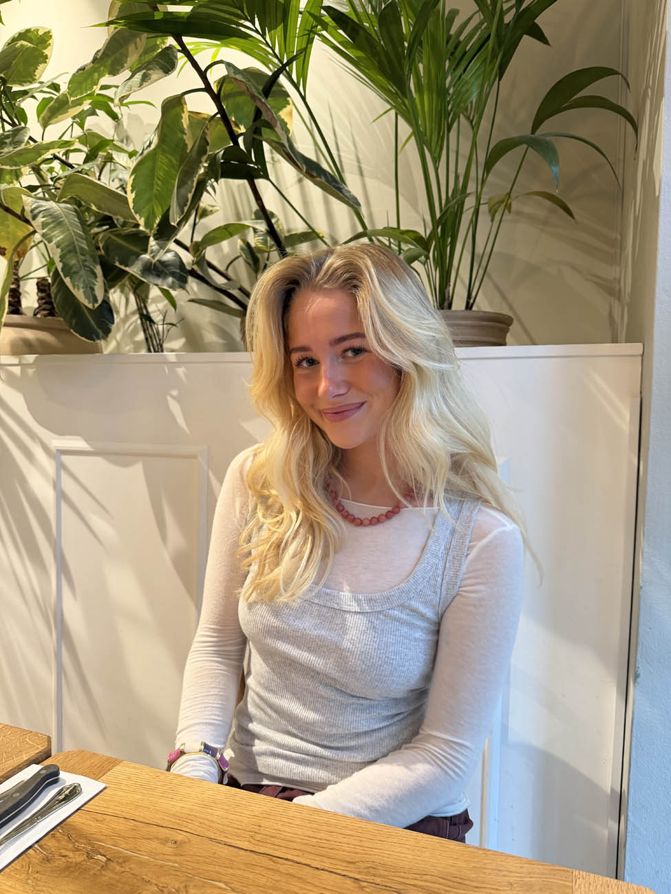 Monique necklace - Rose