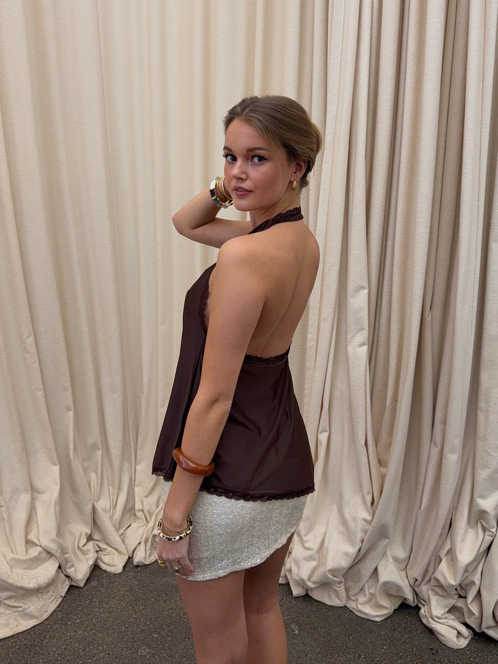 Laticha halterneck top with lace - Brown – Designbysi.se