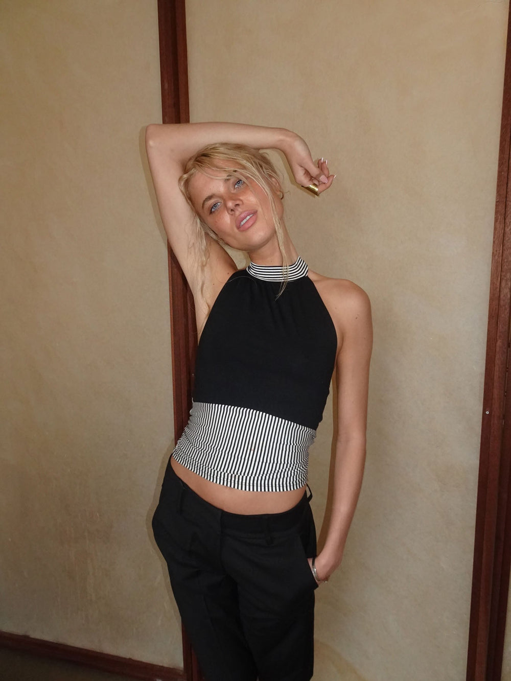 Debby halterneck top with stripes - Black/grey/white