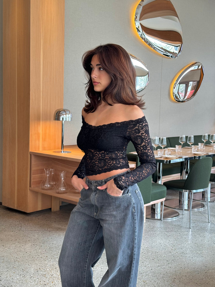 Lilly off shoulder lace blouse - Black