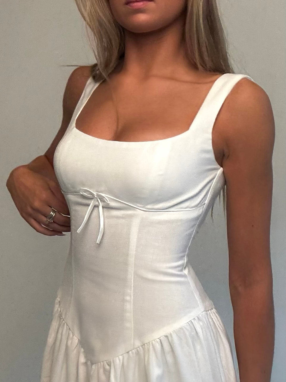 Solia linen dress - White Designbysi.se Solia linen dress - White Designbysi.se