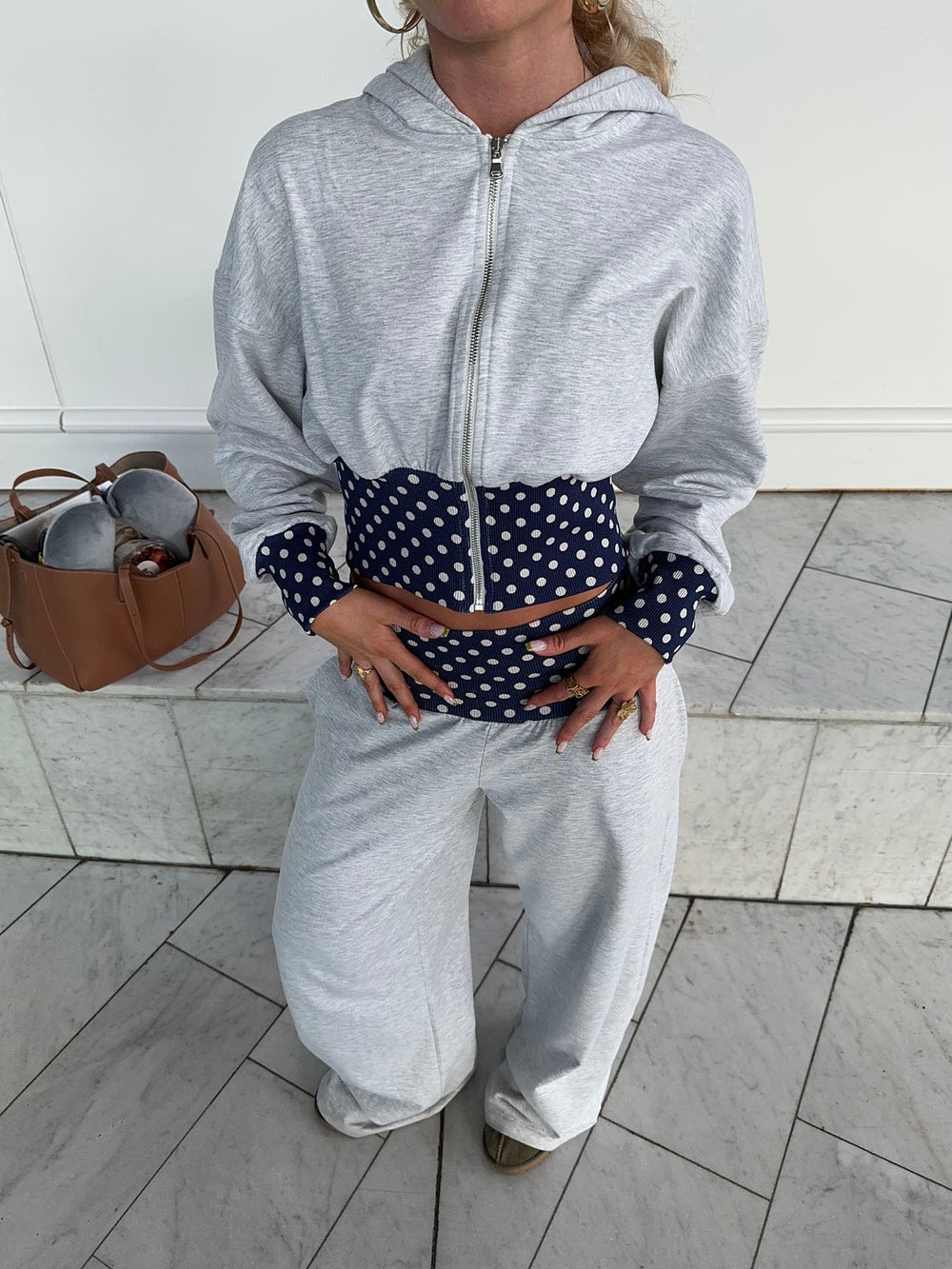 Maja hoodie with polka dots - Grey/white/black