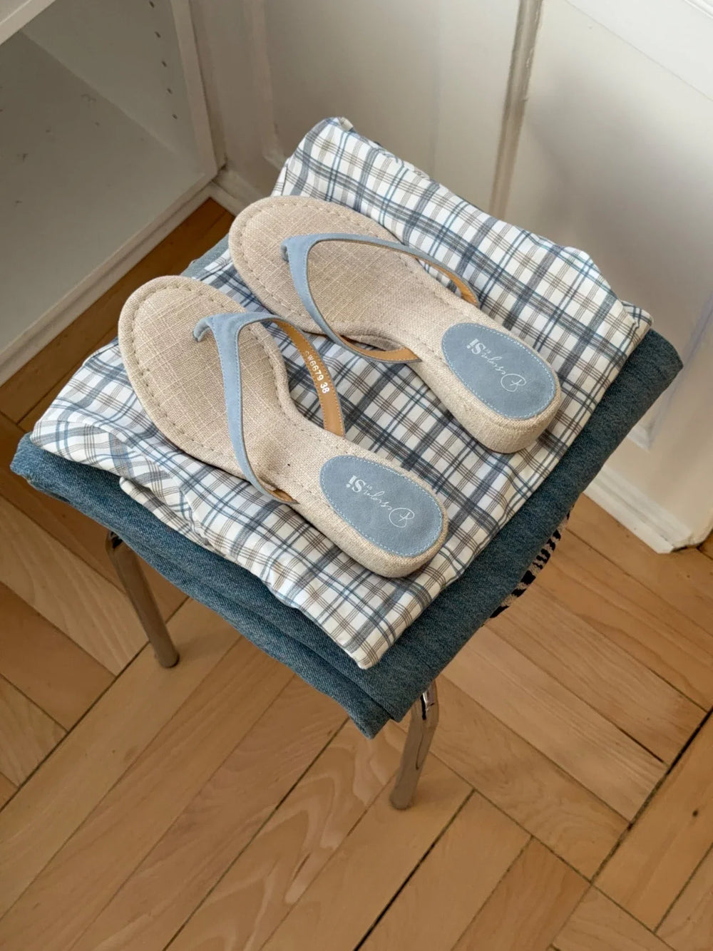 Lavina wedge heel sandal - Light Blue/beige