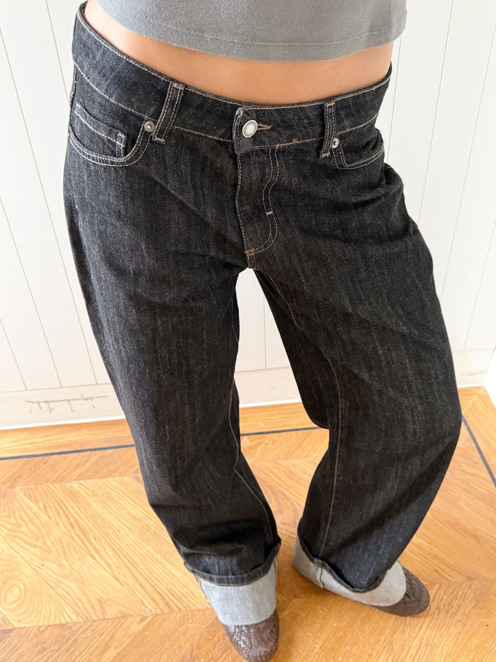 Scandivv jeans with cuffs – Grey