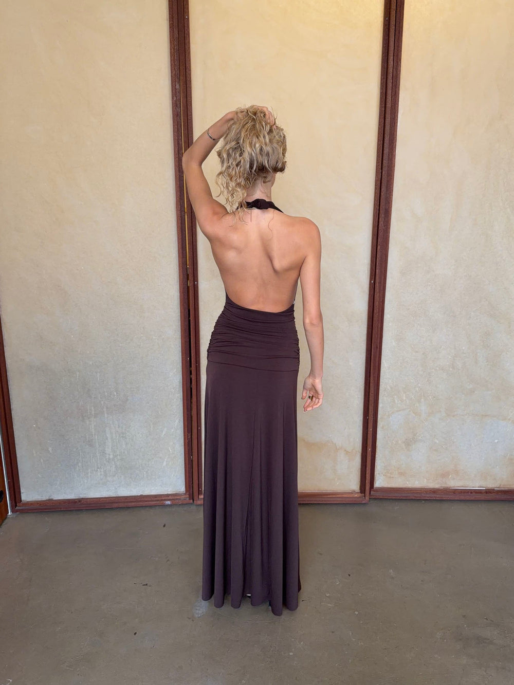 Redina dress with open back - Brown