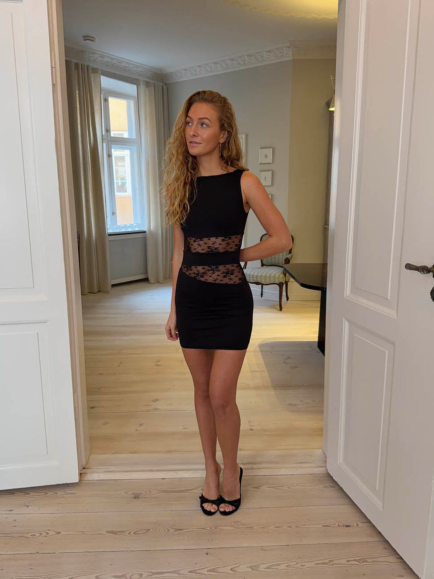 Ellatia dress with lace - Black