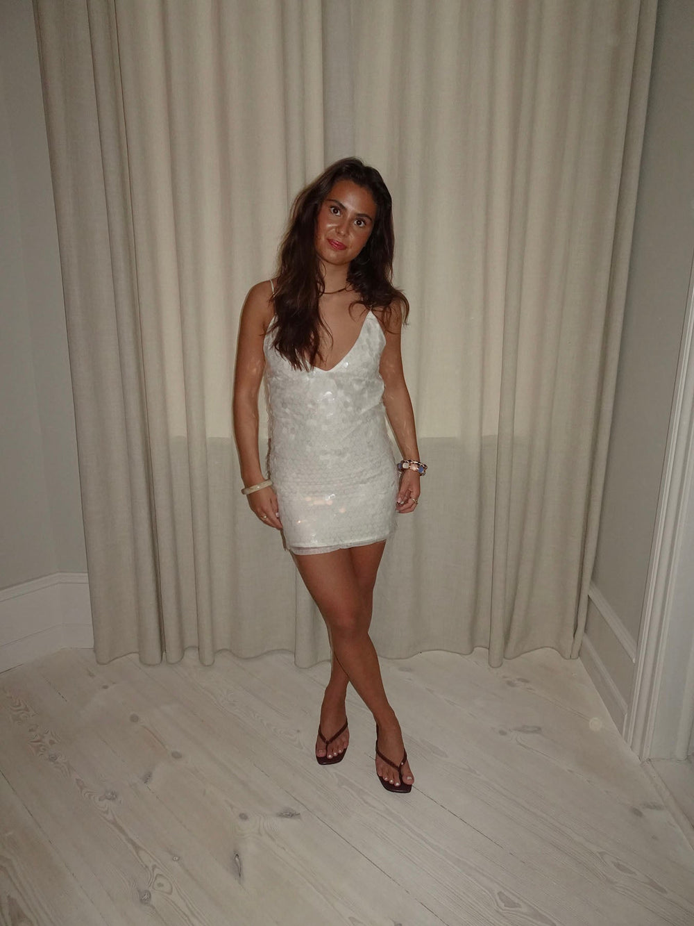 Shena dress with sequins - White