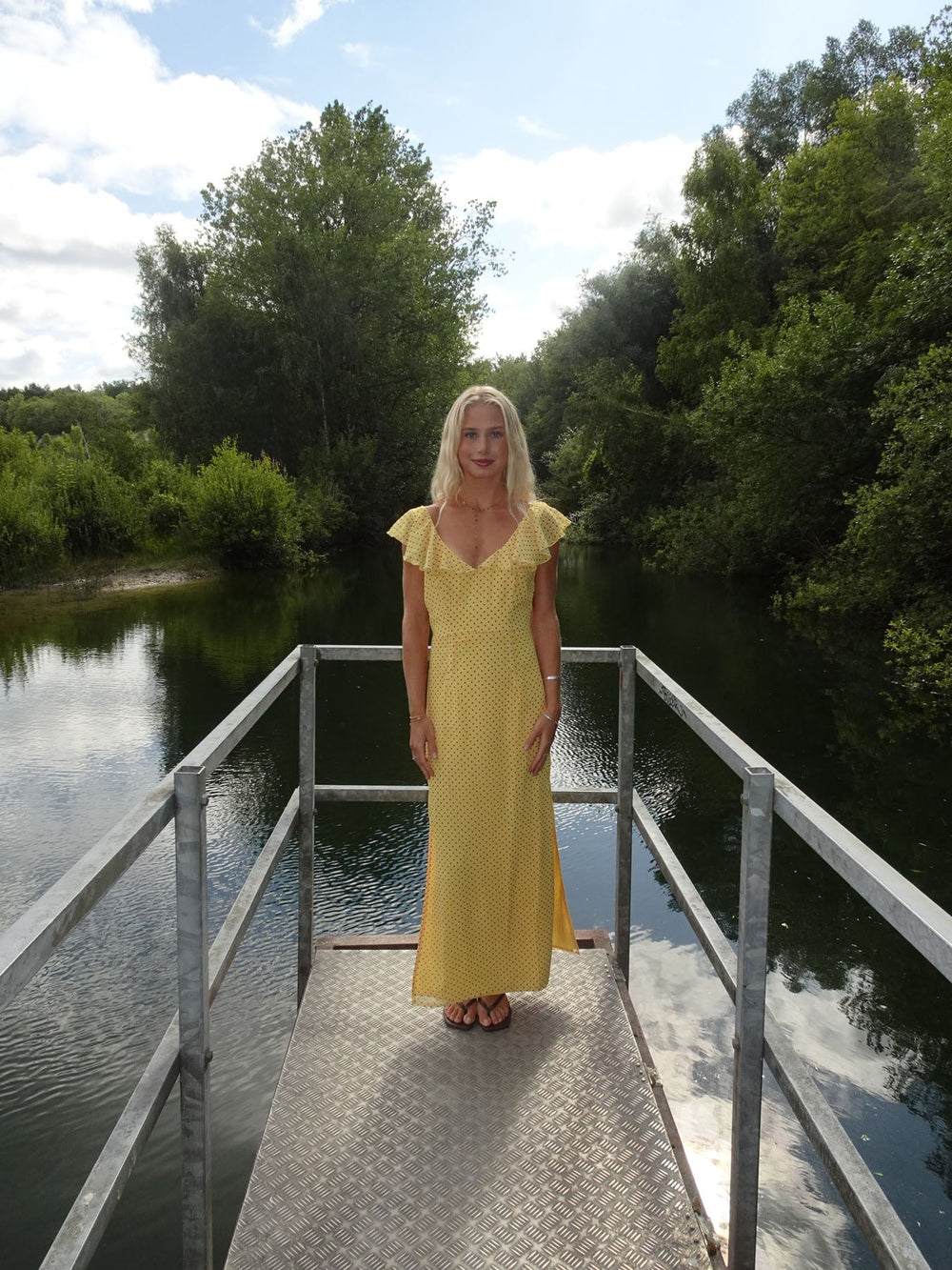 Romilly dress with small dots – Yellow/Black