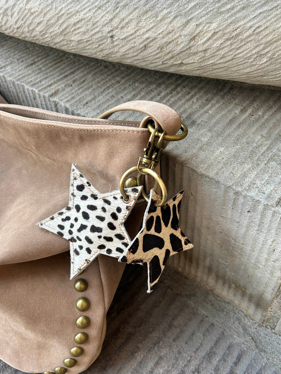 Noral star cowhide keyring – White/dark-brown/black