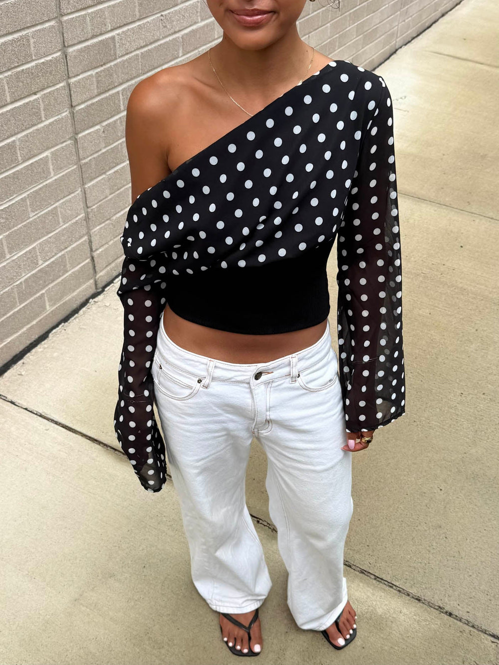 Kimmie long sleeved blouse with polka dots – Black/white