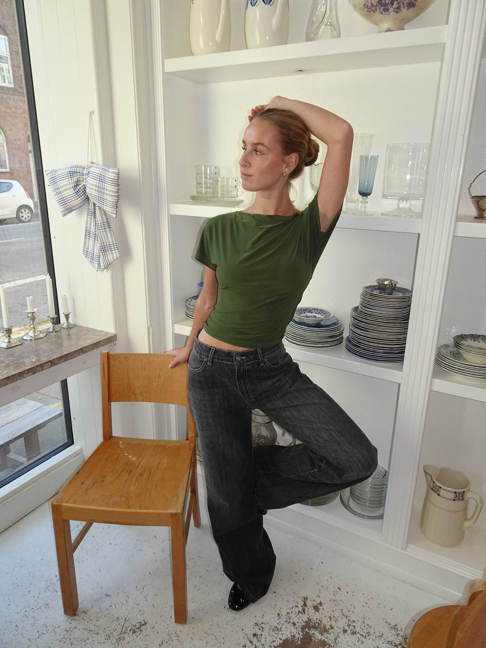 Alaia low-waisted jeans with lightning detail - Grey denim