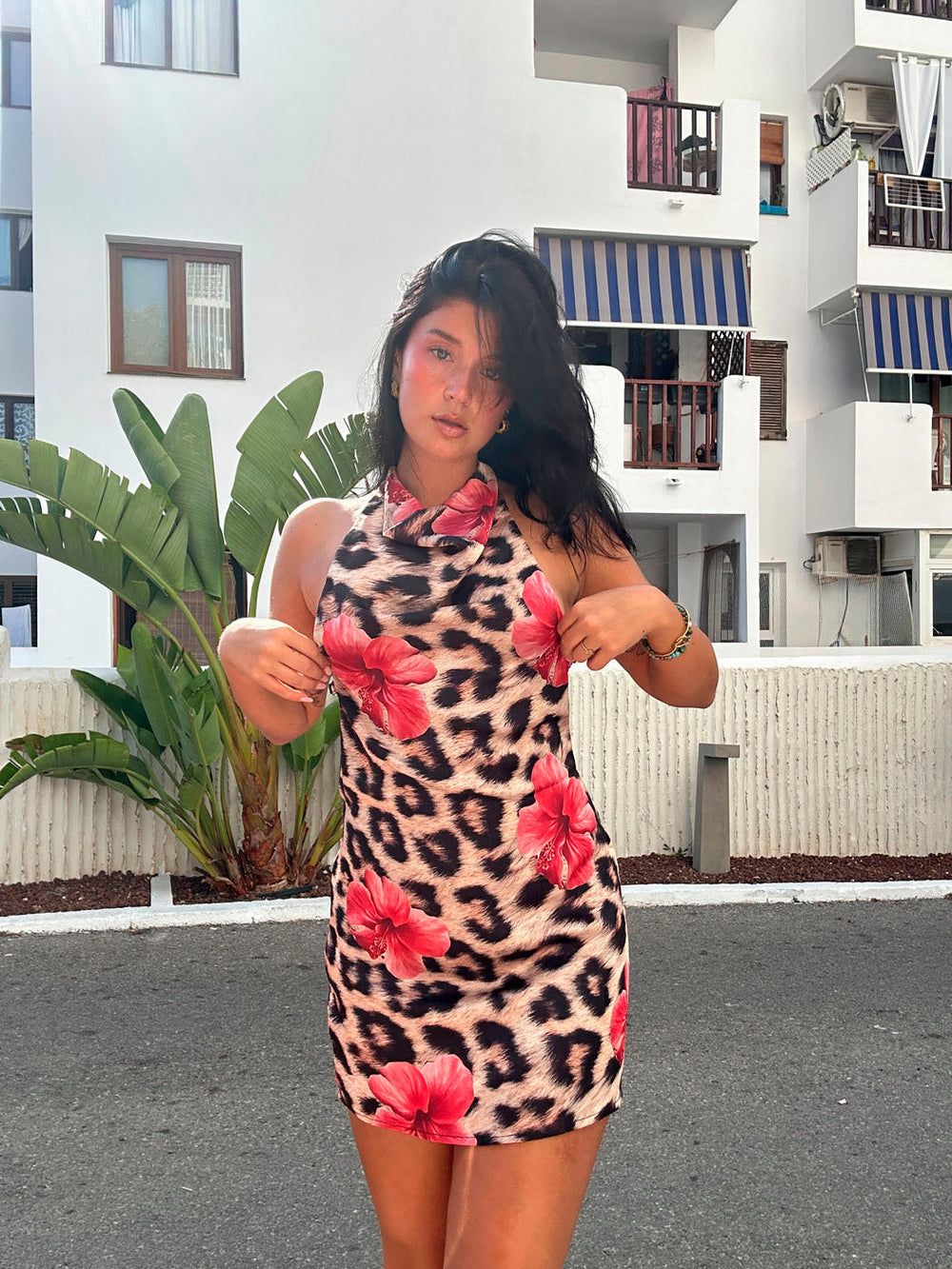 Orchida leopard dress with flowers – Black/brown/pink