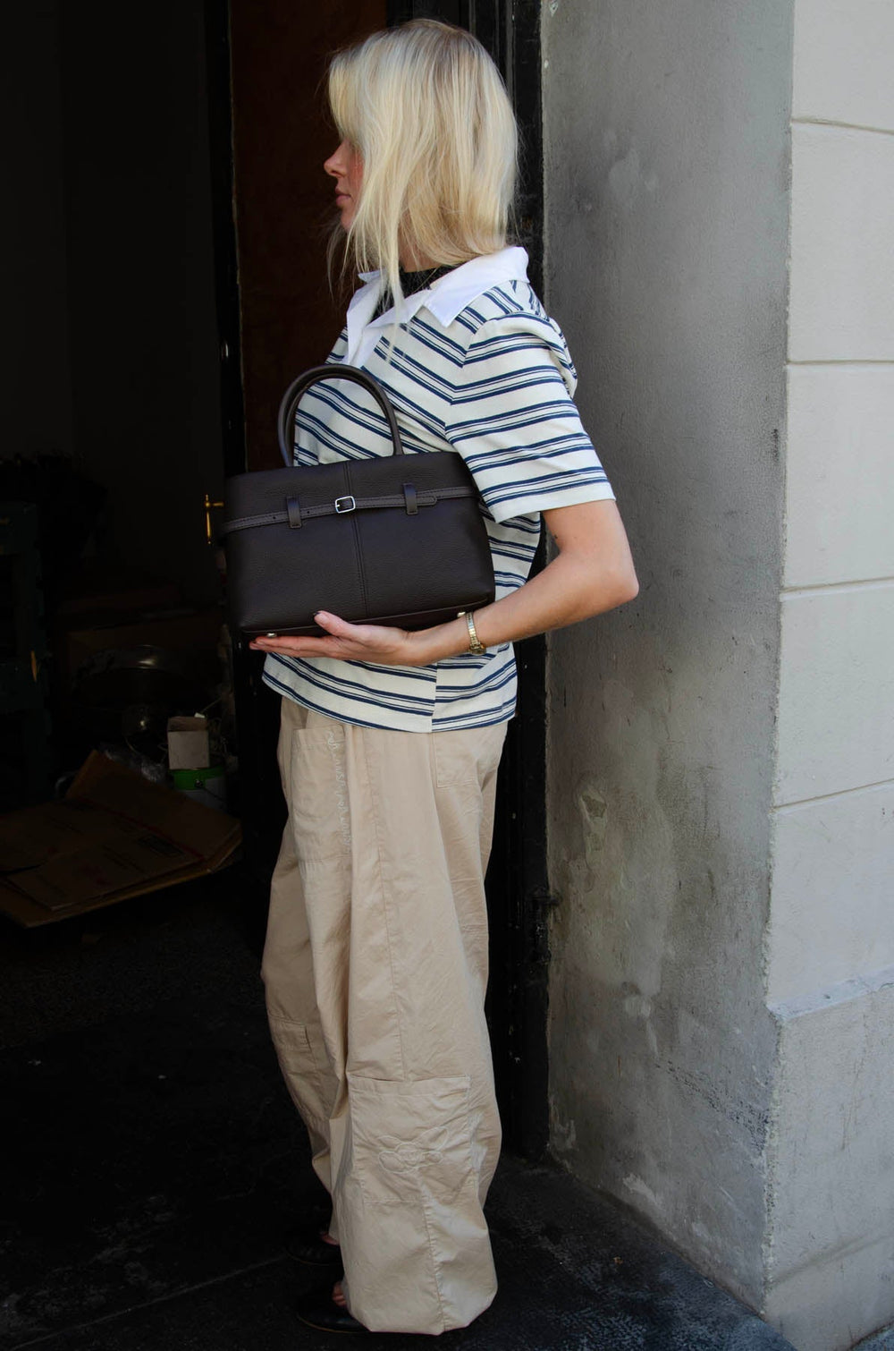 Lou small handbag with details - Brown