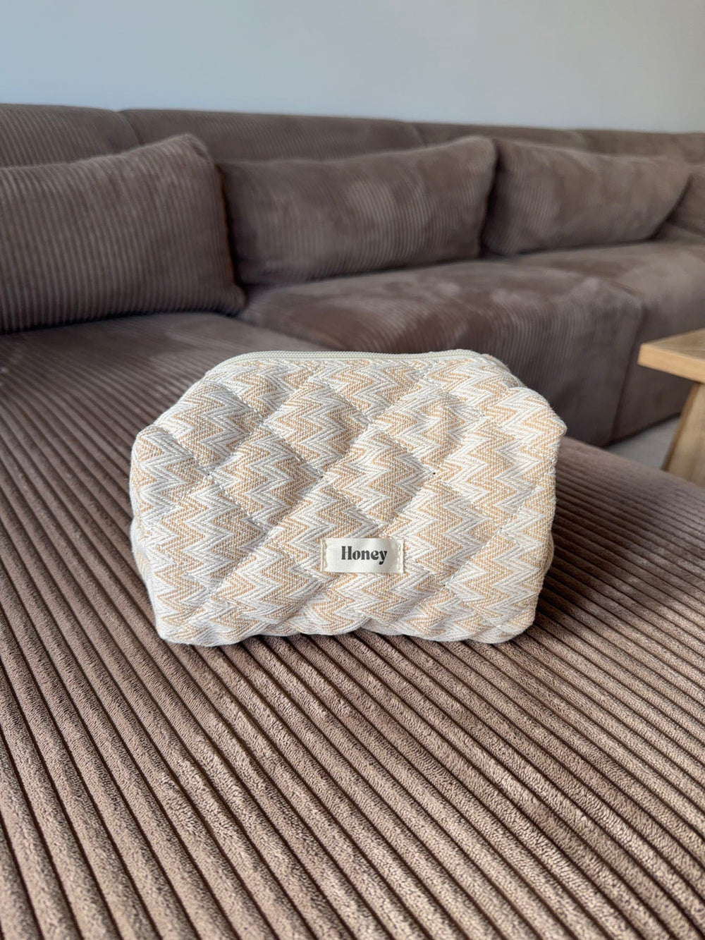 Honey large toiletry bag with pattern - Beige