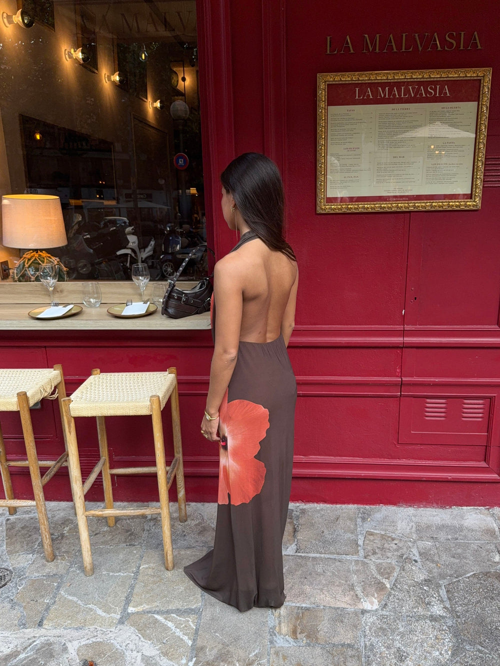 Columbine maxi dress – Brown with red flowers