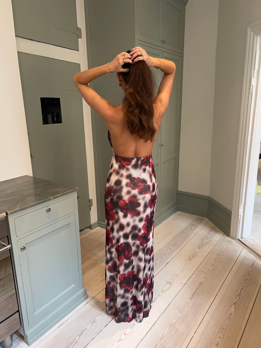 Columbine maxi dress  - White/brown with red flowers