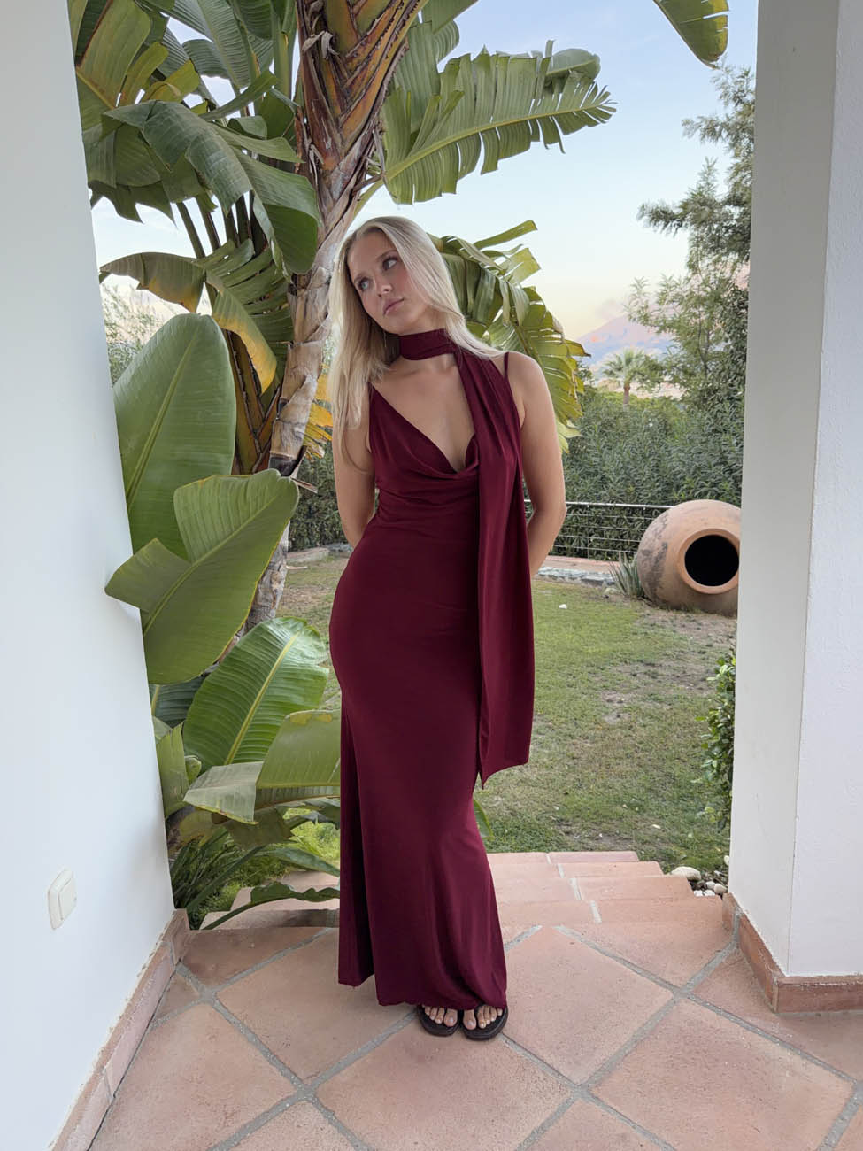 Designby Si Vinja maxi dress with shawl Red/burgundy - Size M/L - Womens Dresses Designby Si Vinja maxi dress with shawl Red/burgundy - Size M/L - Womens Dresses