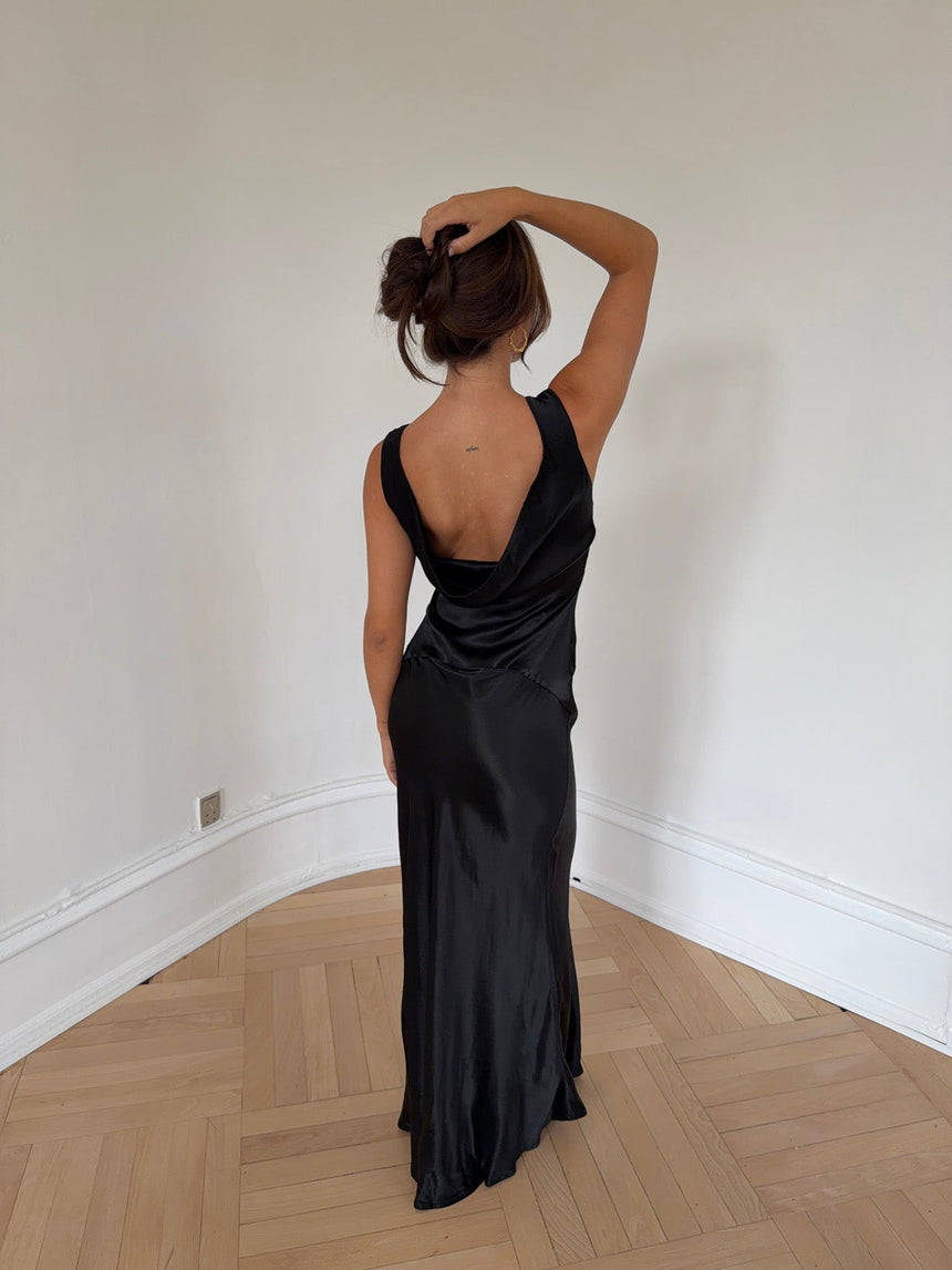 Miana maxi satin dress - Black
