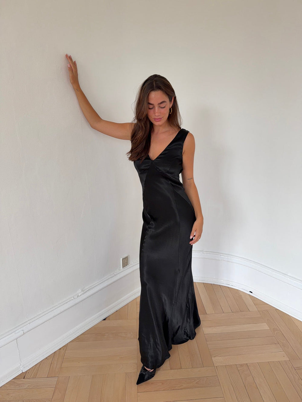 Miana maxi satin dress - Black
