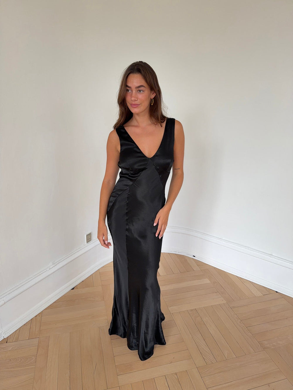 Miana maxi satin dress - Black