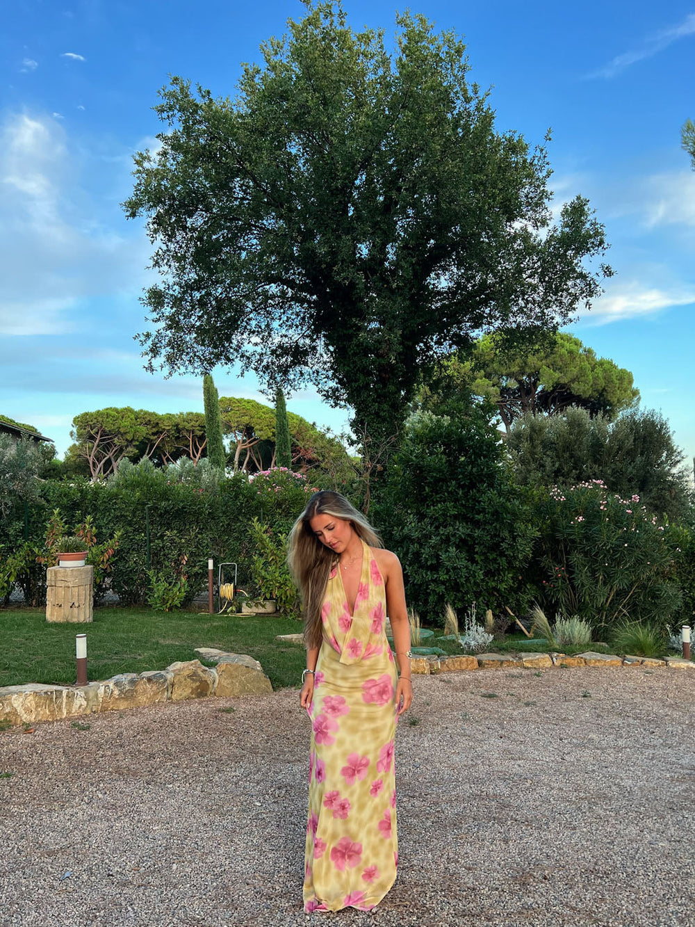 Columbine maxi dress - Yellow with pink flowers