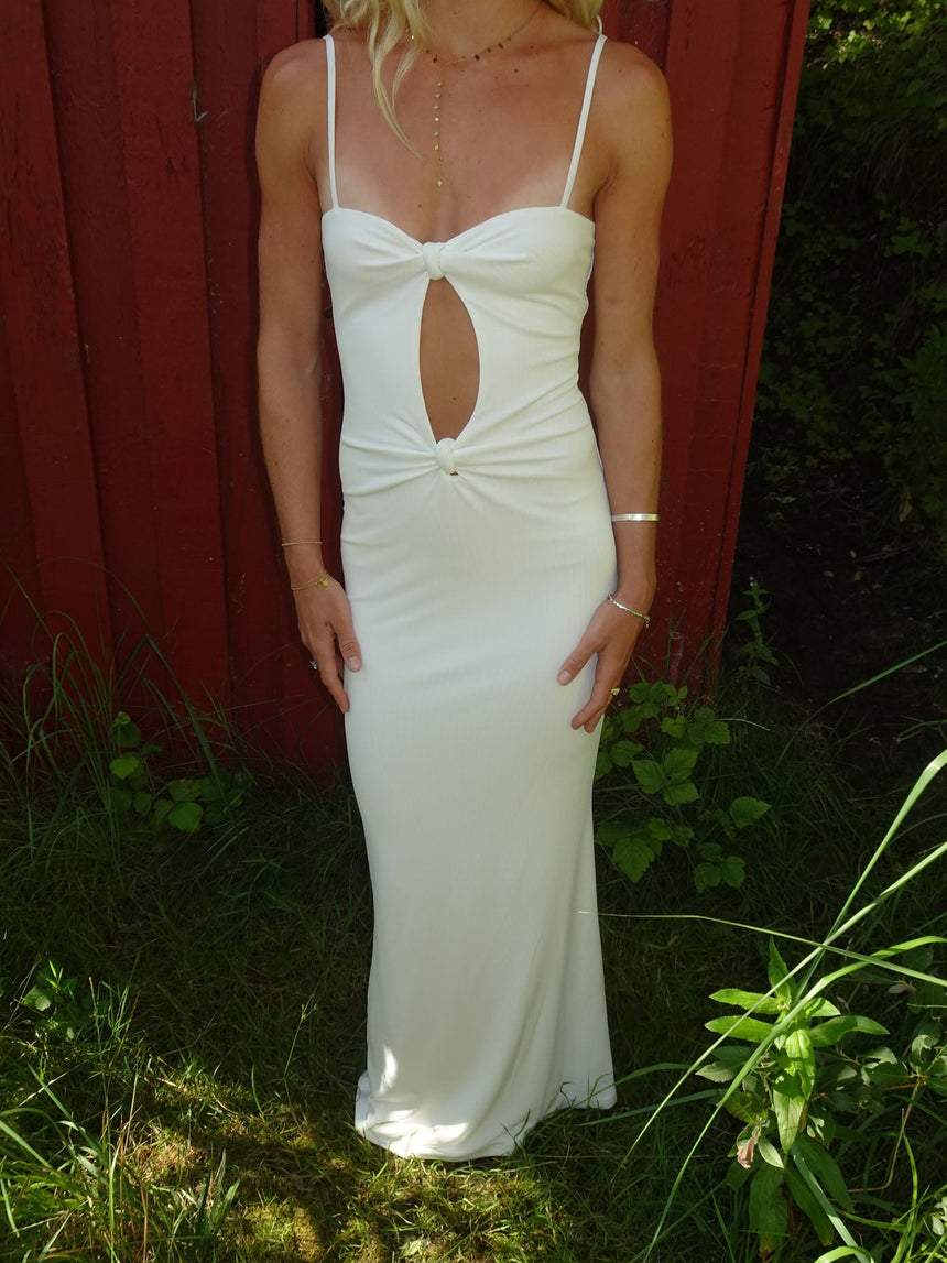 Prisa maxi dress with cut-out detail – White