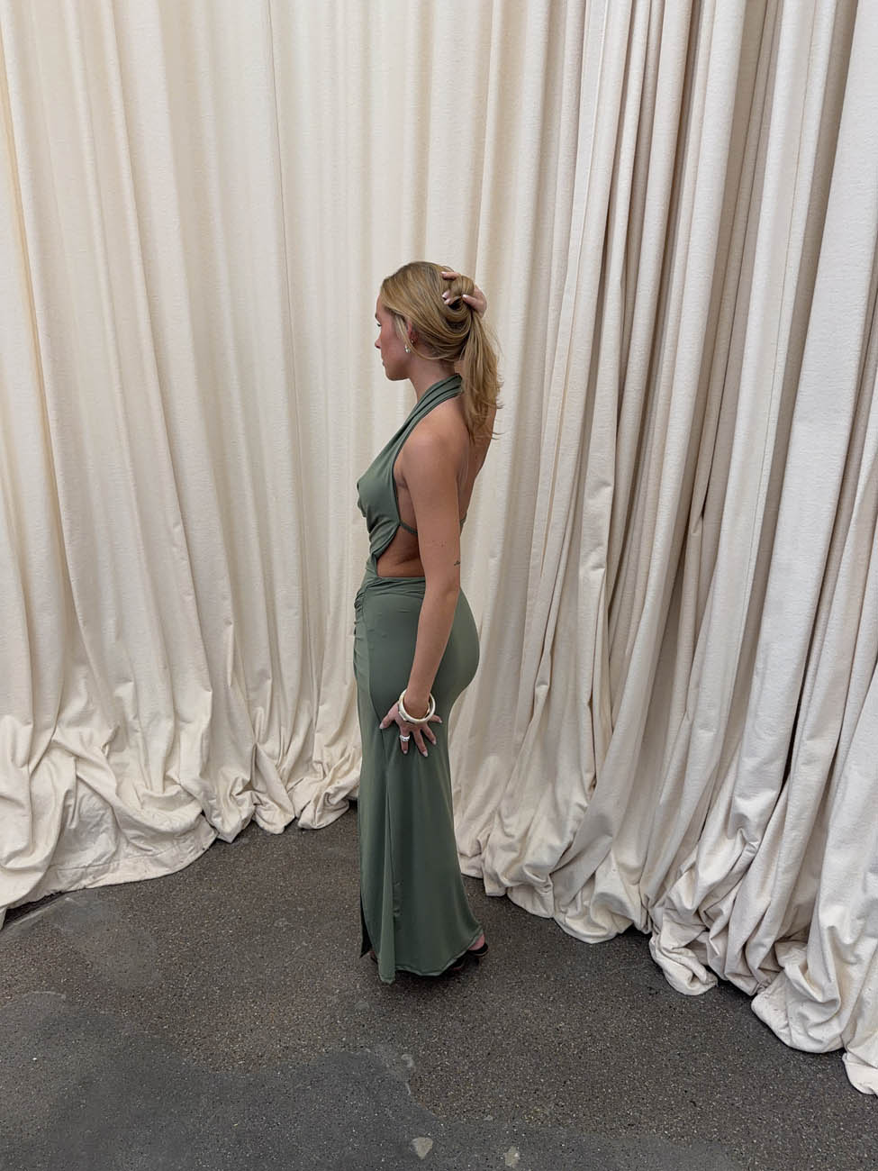 Designby Si Annlise maxi dress with tie detail - Sage green - Size M/L - Womens Dresses Designby Si Annlise maxi dress with tie detail - Sage green - Size M/L - Womens Dresses