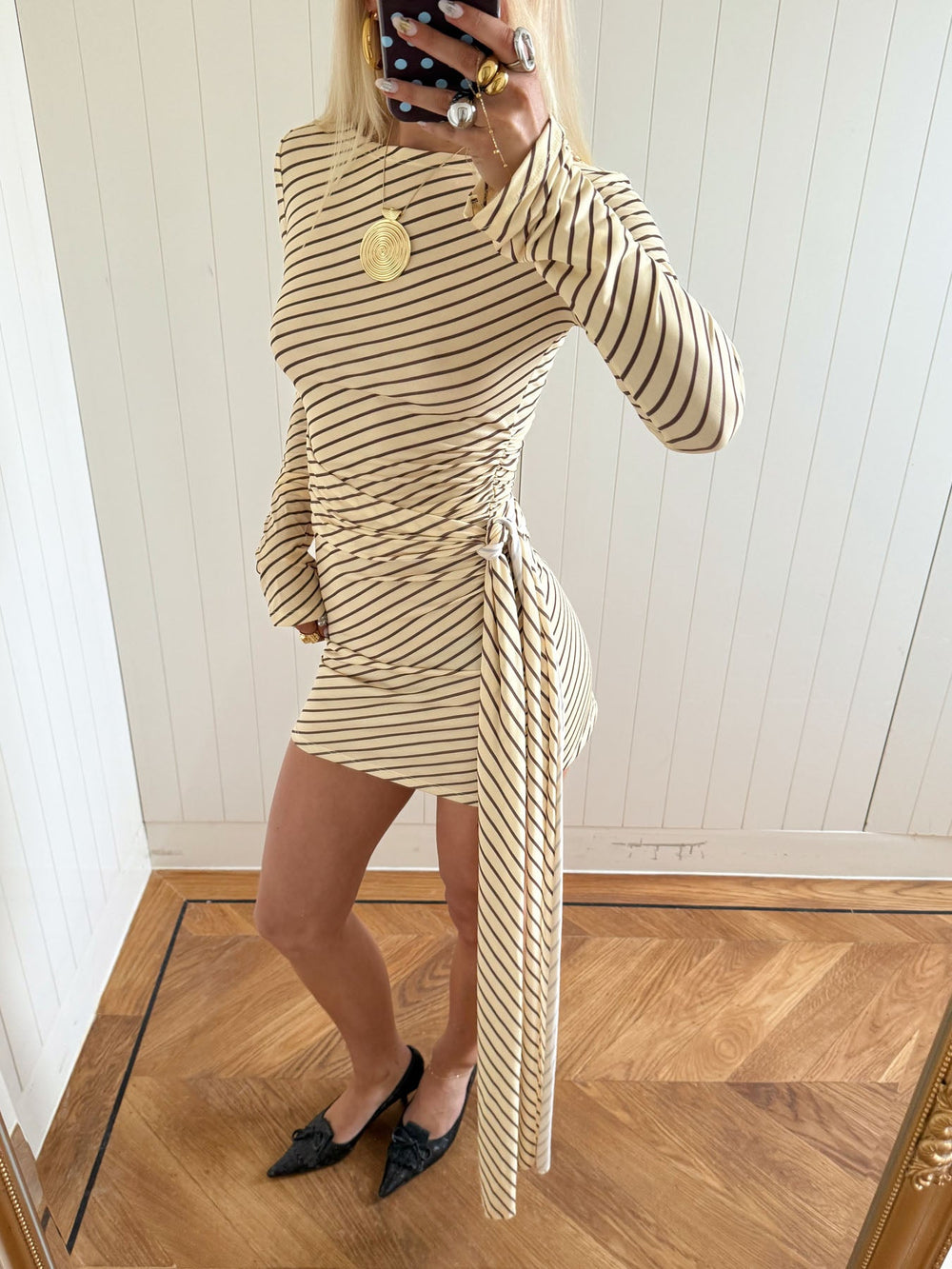 Scandivv dress with stripes – Yellow/brown