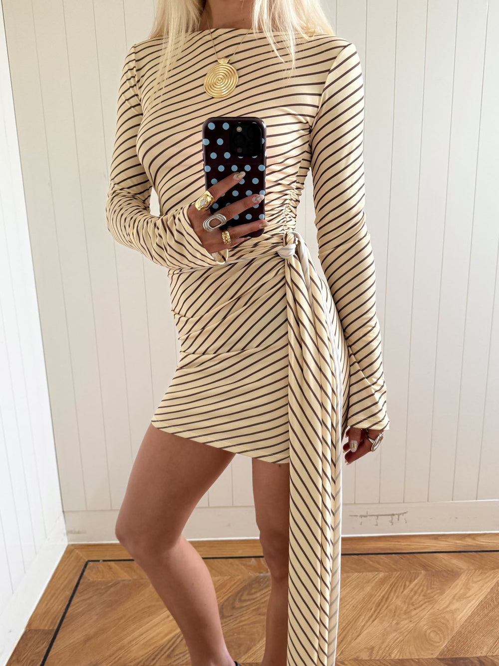 Scandivv dress with stripes – Yellow/brown