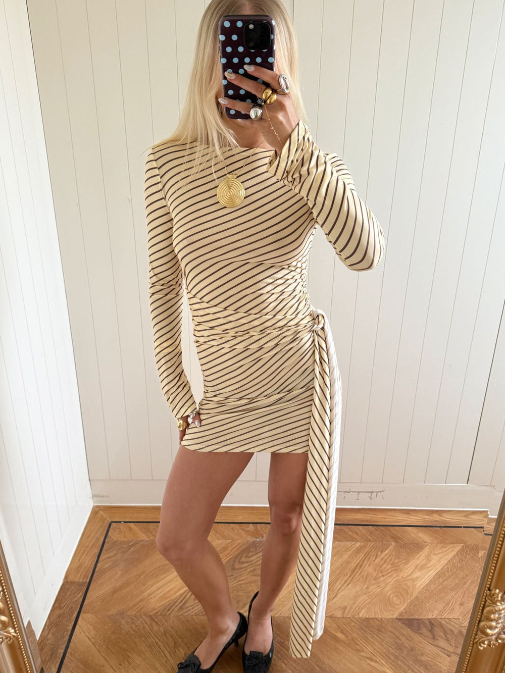 Scandivv dress with stripes – Yellow/brown