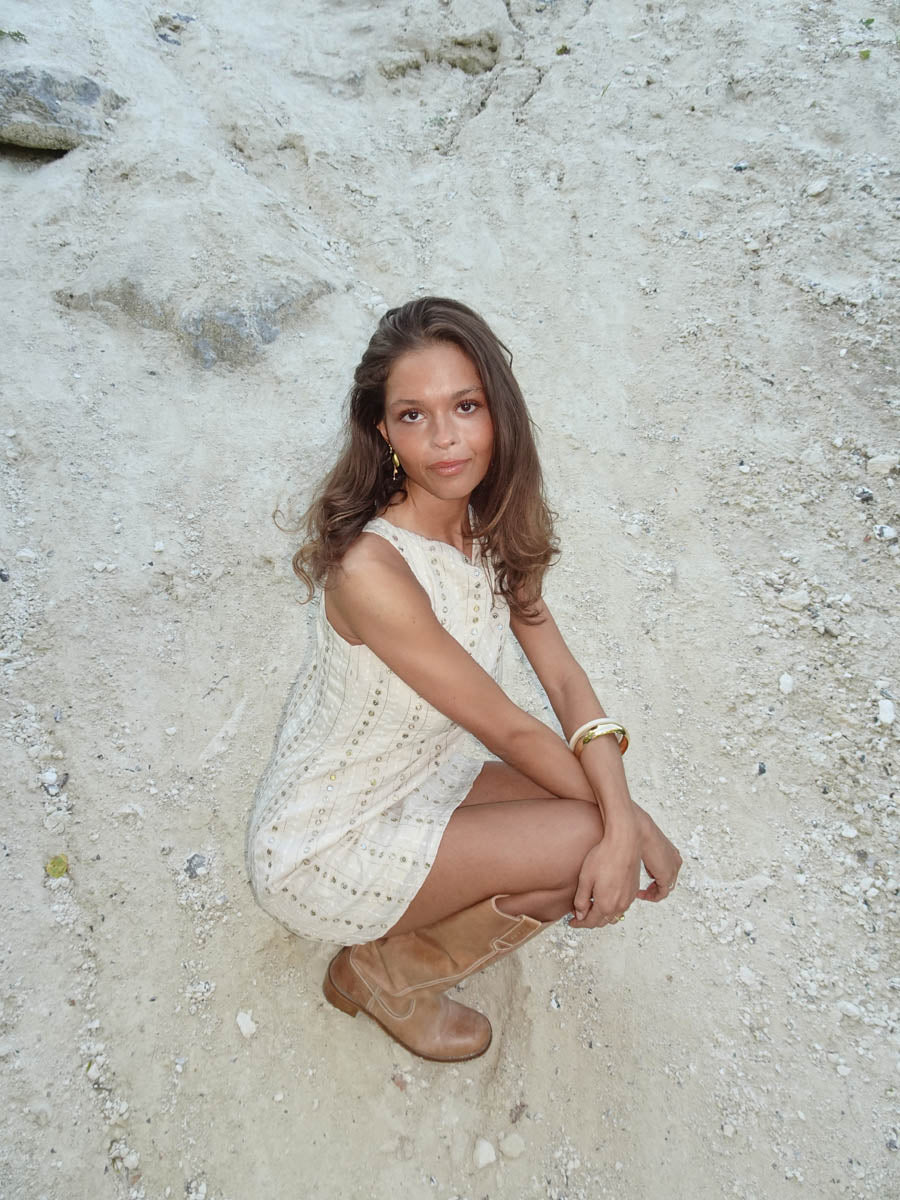 Tassy mini dress - Beige – Designbysi.se