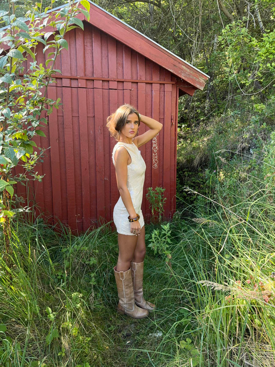 Kasy mini dress with sequins – Beige