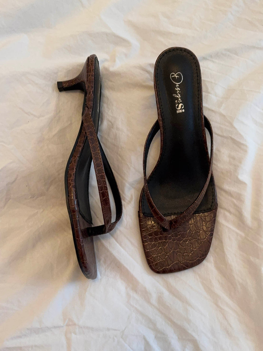 Safine mules with crocodile print – Brown