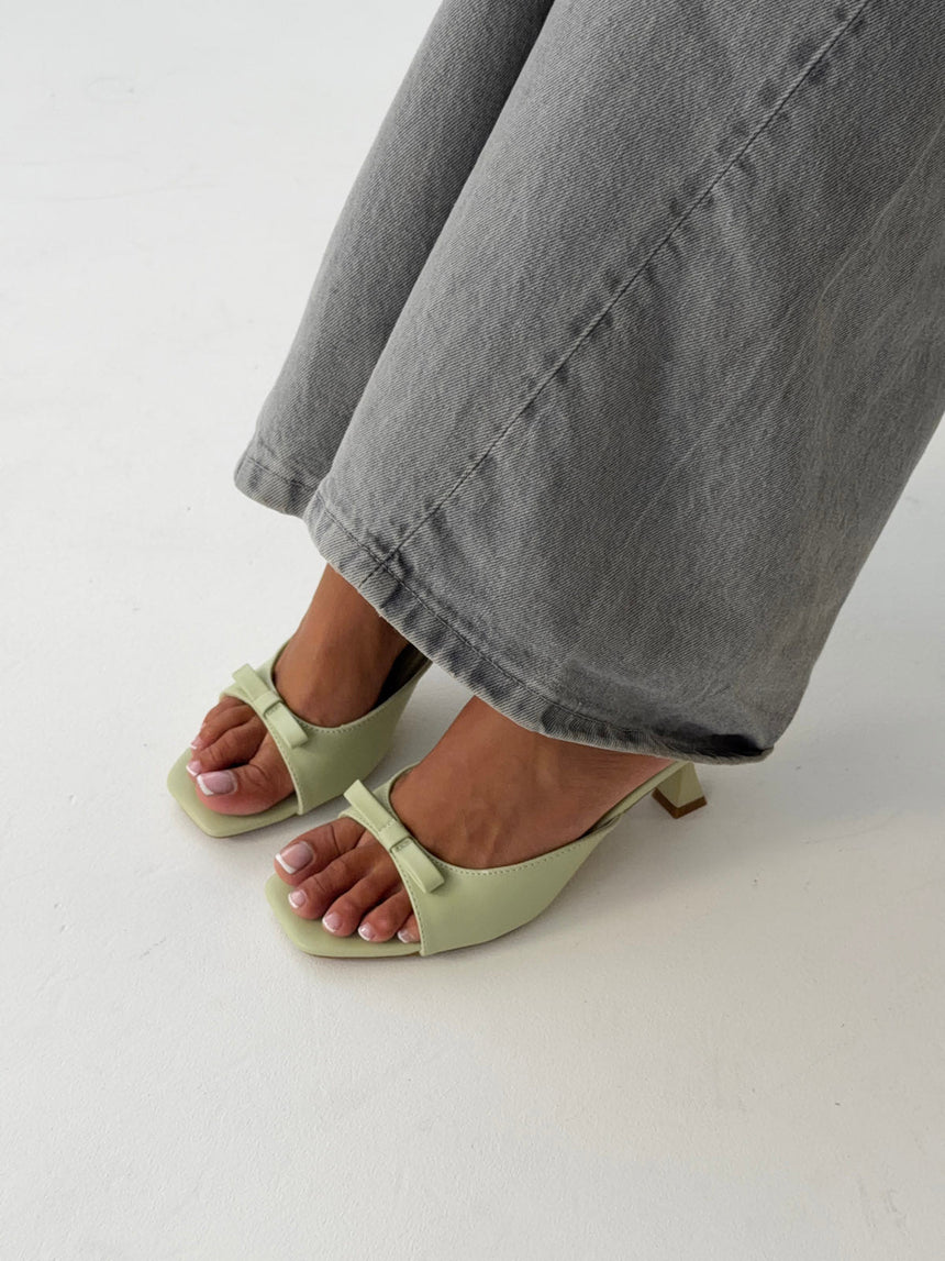 Pastella mules with bow - Mint green