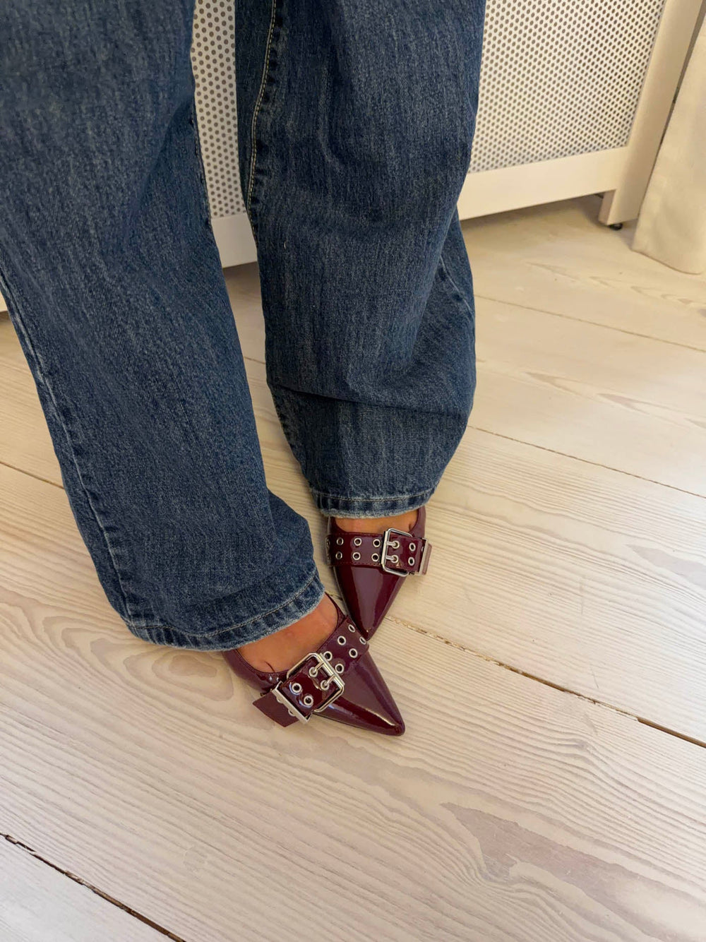 Bobla mules with buckle – Bordeaux