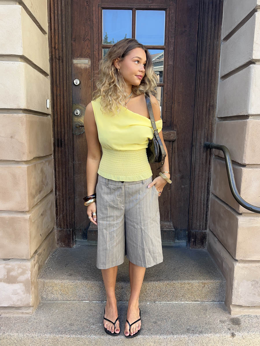 Tanua one shoulder top with smock – Yellow