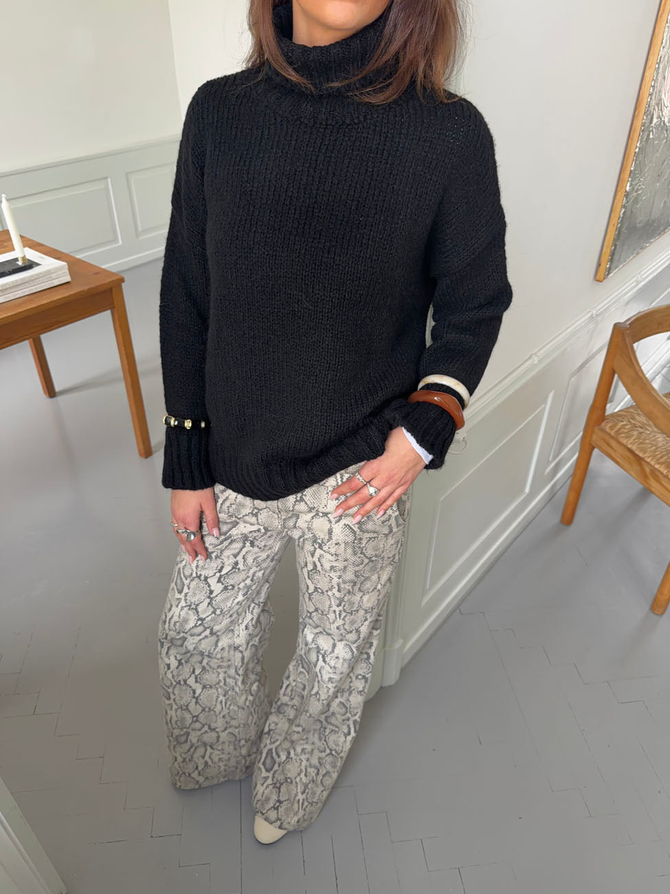 Valdamara oversized turtleneck - Black