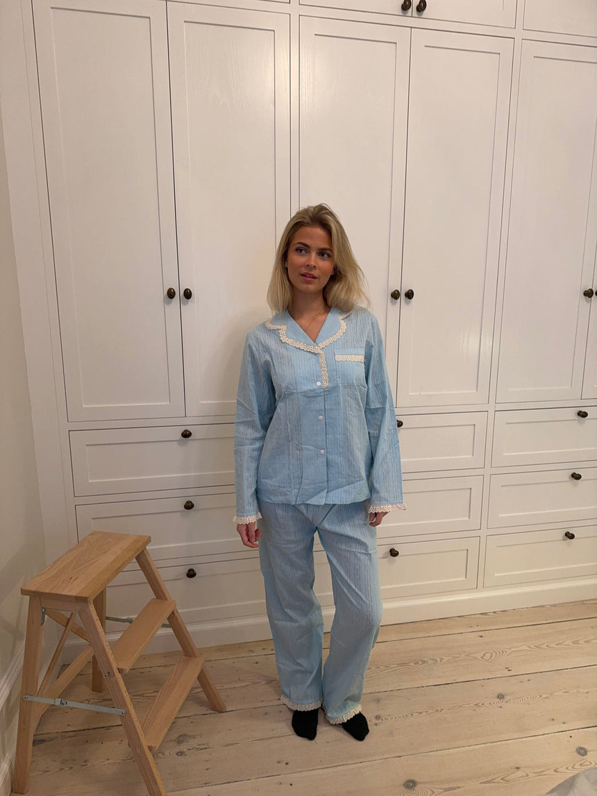 Carol pyjamas set with lace - Light Blue