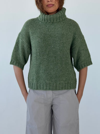Three quarter length sleeved