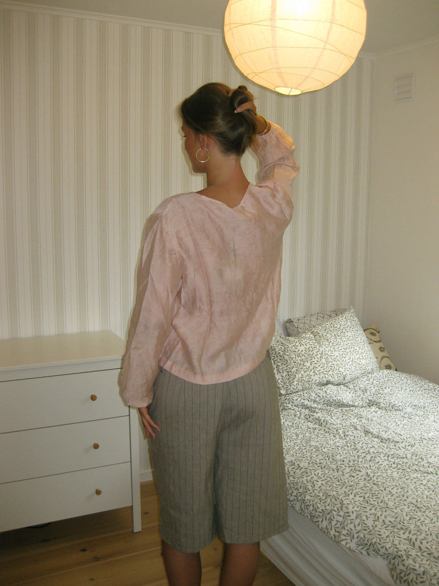 Kirstin shirt with tie details – Pink