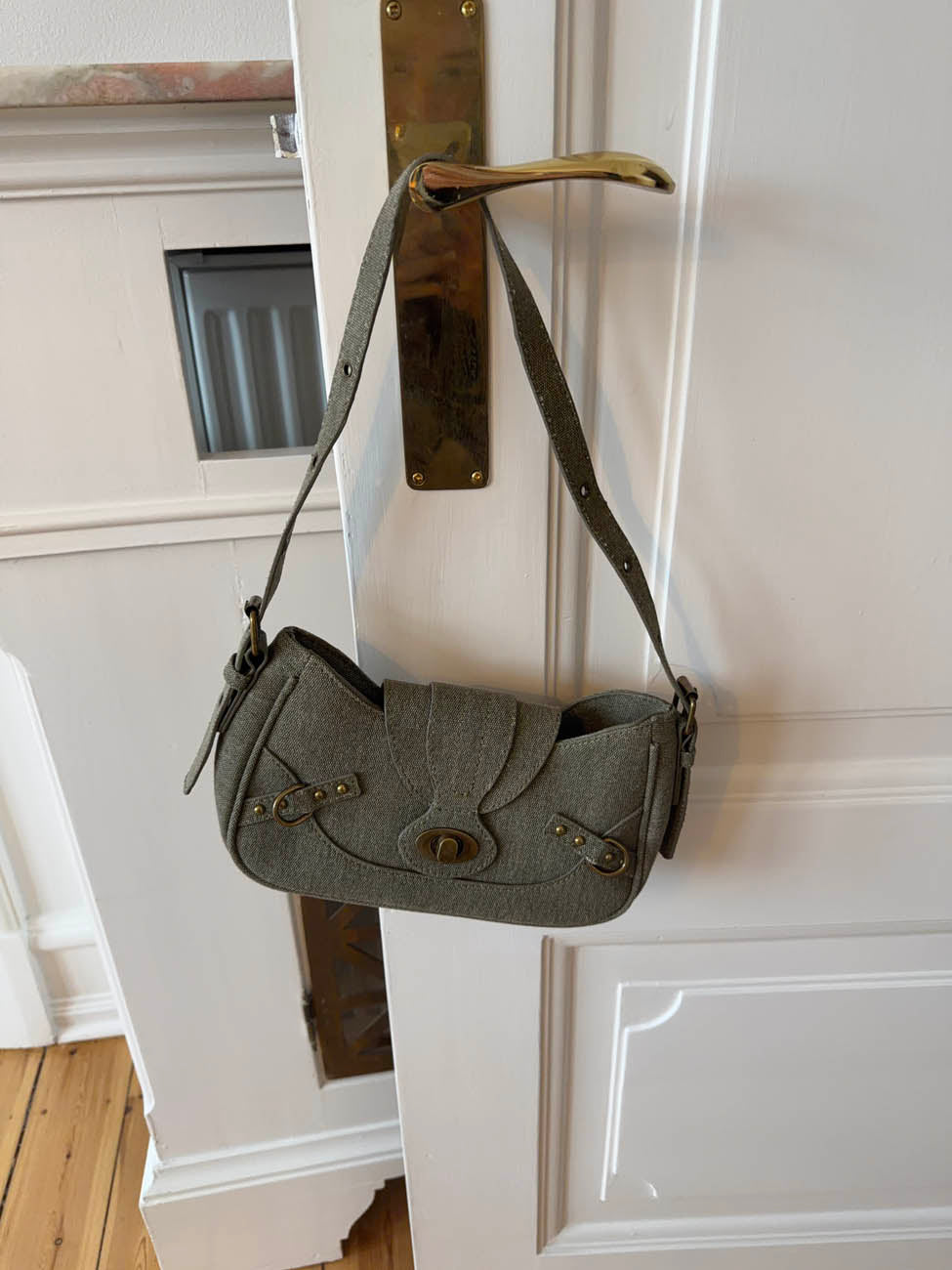 Alessia shoulder bag with details - Green