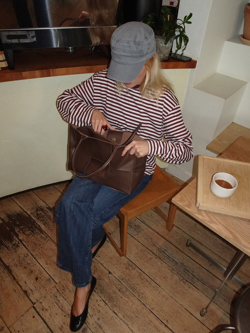 Kaia shoulder bag - Brown