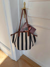 Enna shoulder bag with stripes - White/navy